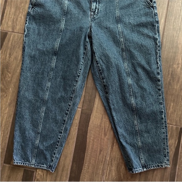 Madewell Balloon Jeans in Sandford Wash Sz 33 - Picture 5 of 8